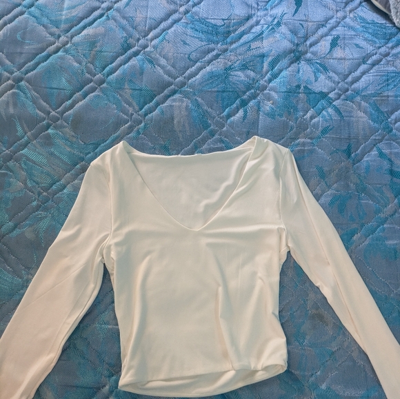 Women's white long sleeve - Picture 2 of 3